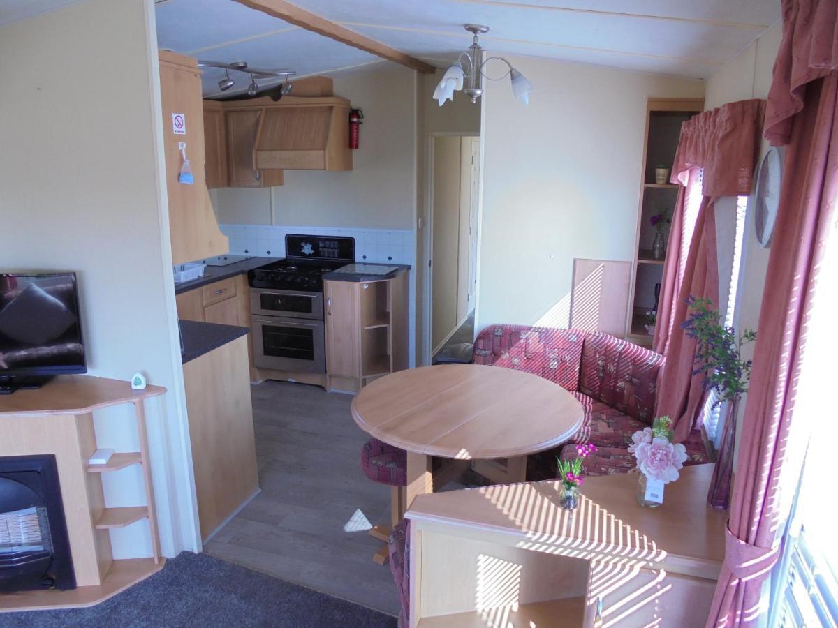 Appartamento 6 Berth Heated On The Chase Skegness Esterno foto